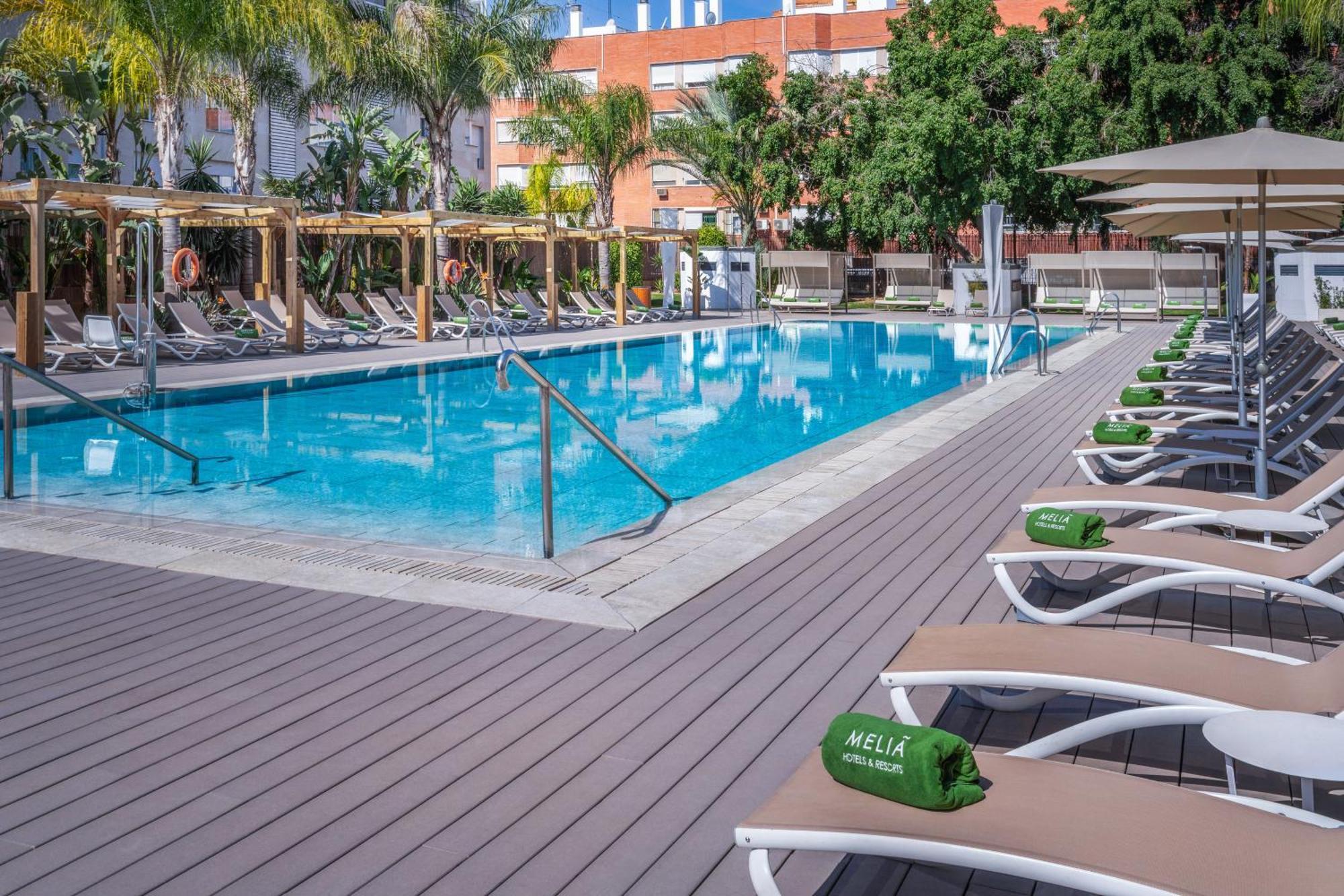 Melia Lebreros Hotel Seville Exterior photo