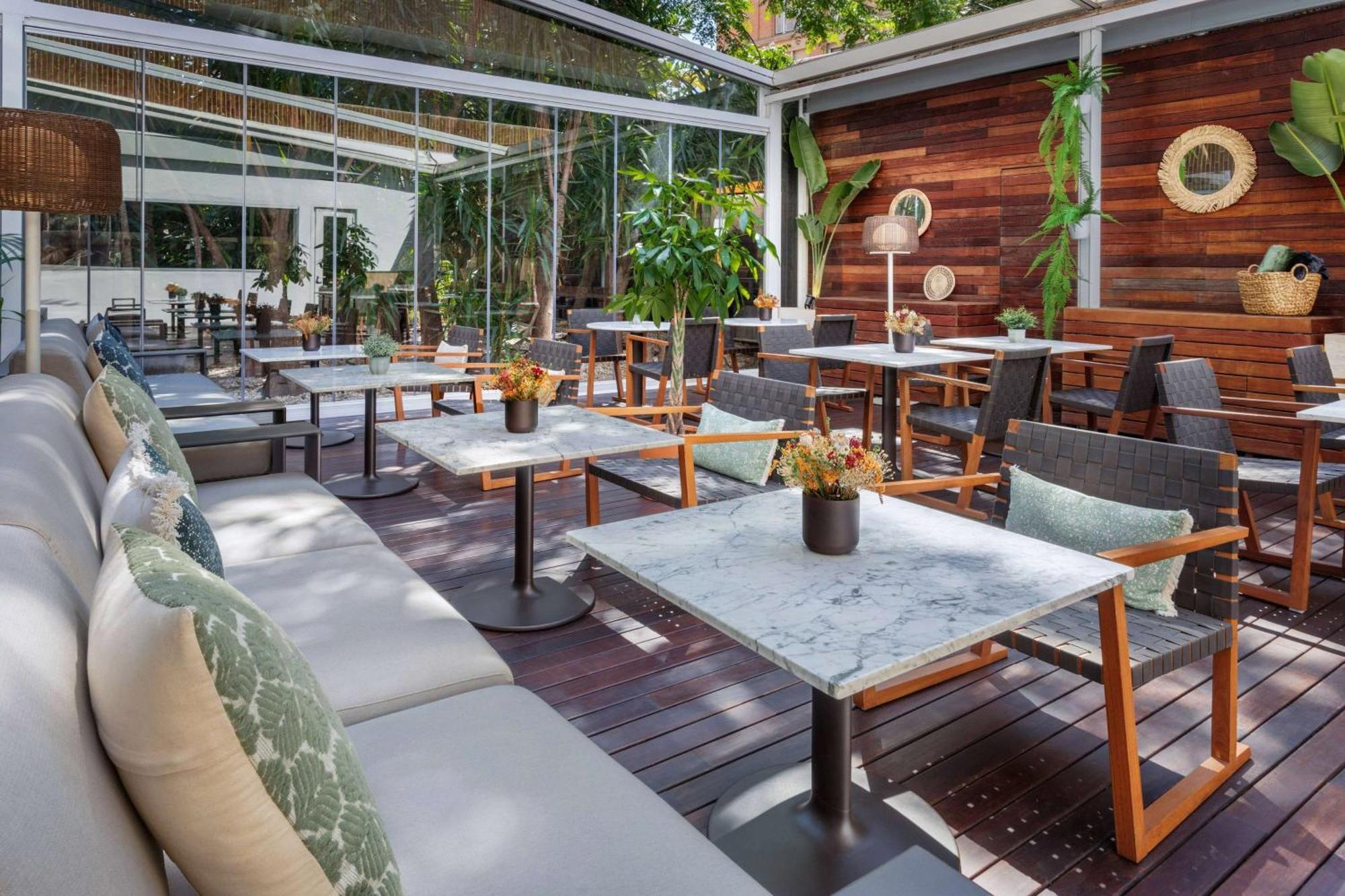 Melia Lebreros Hotel Seville Exterior photo